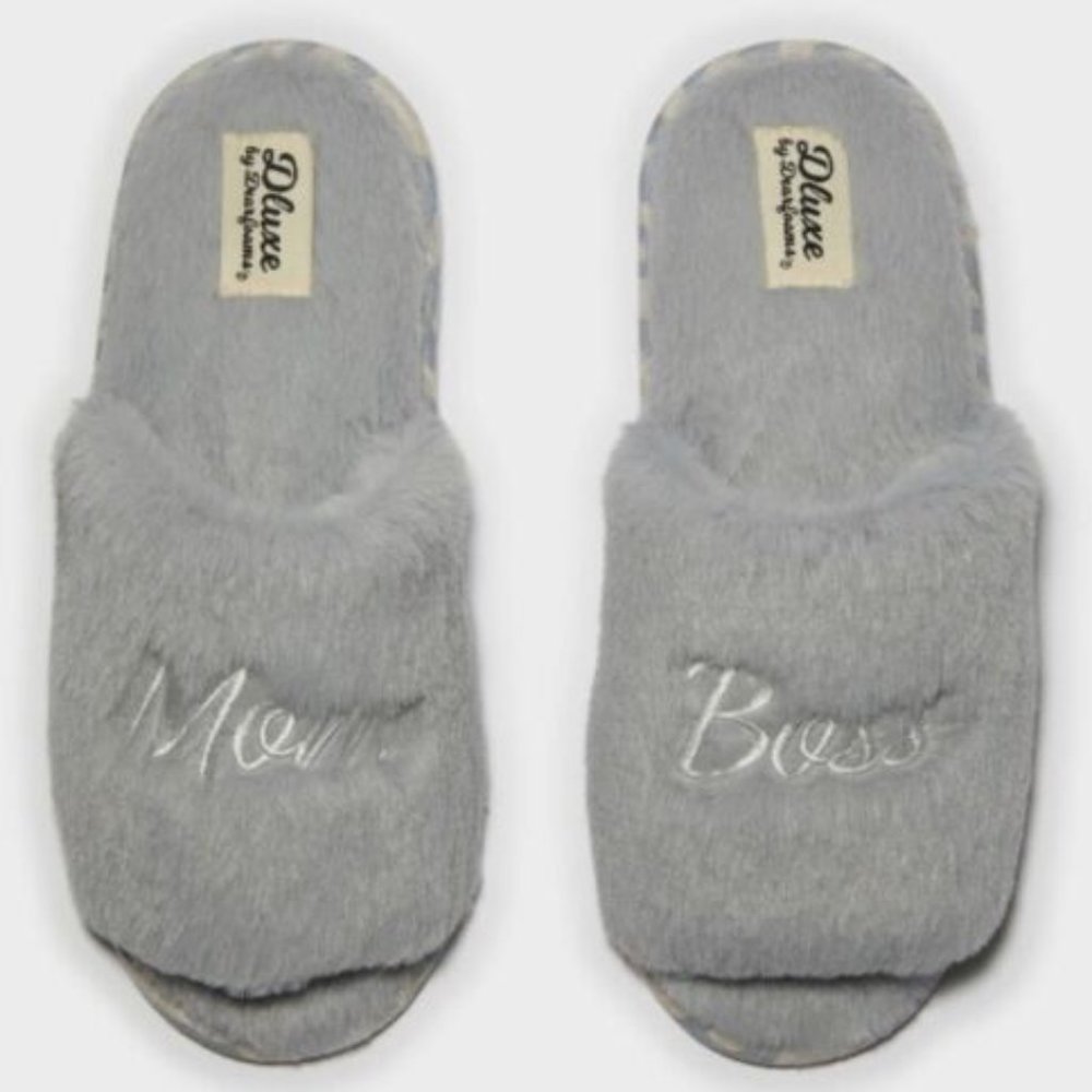 Womens Deluxe By Dearfoams Mom Boss Fluffy Slide Slippers